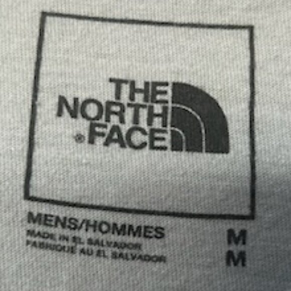 The North Face Men's Classic Fit Long Sleeve Shirt Tee Crewneck - Picture 3 of 11